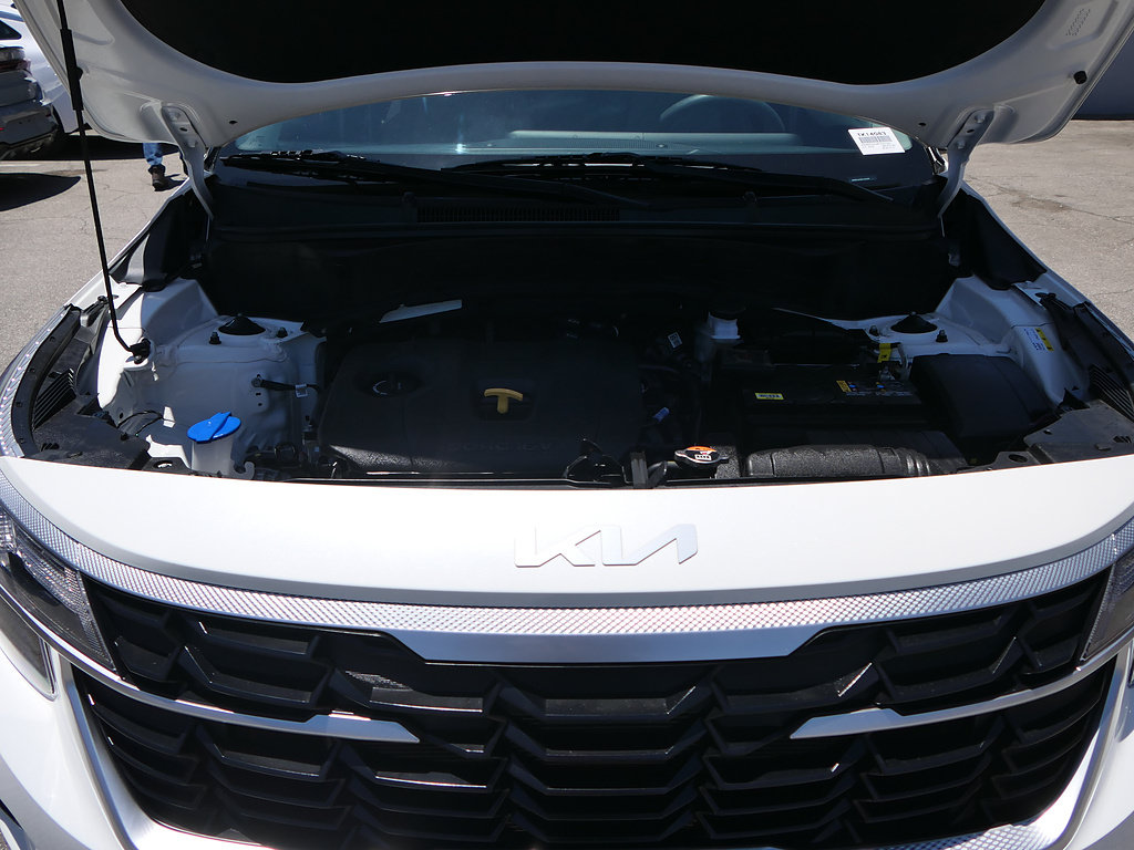 Used 2024 Kia Seltos LX AWD/4WD image 28