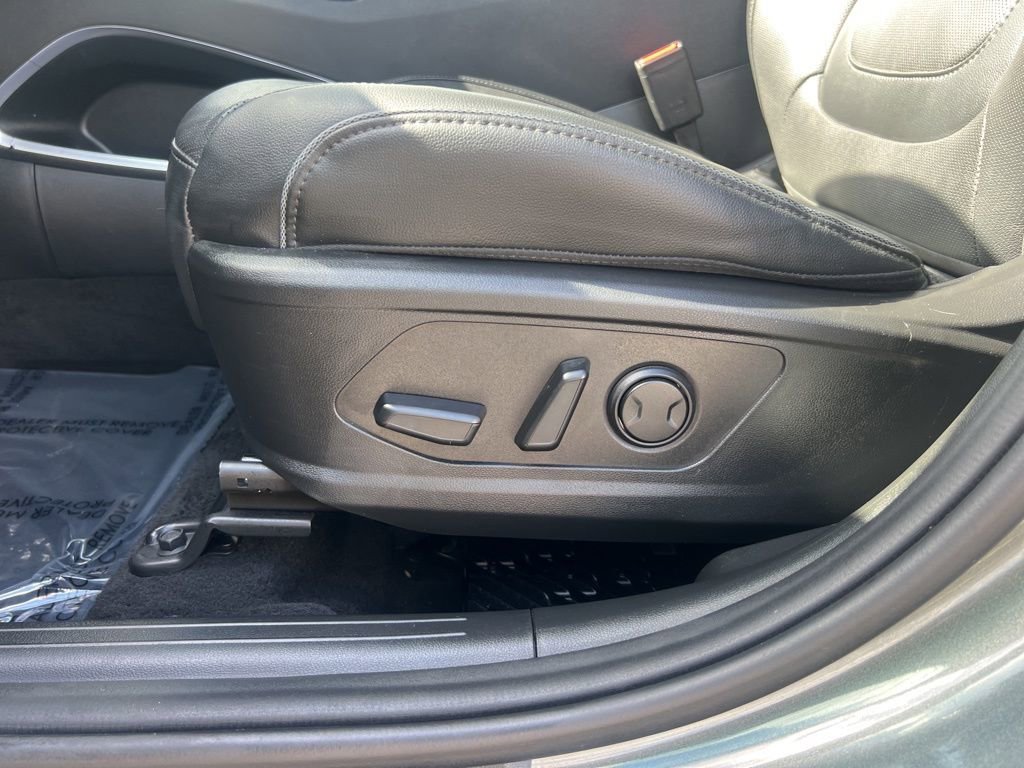 Used 2023 Hyundai Tucson Limited AWD/4WD image 29