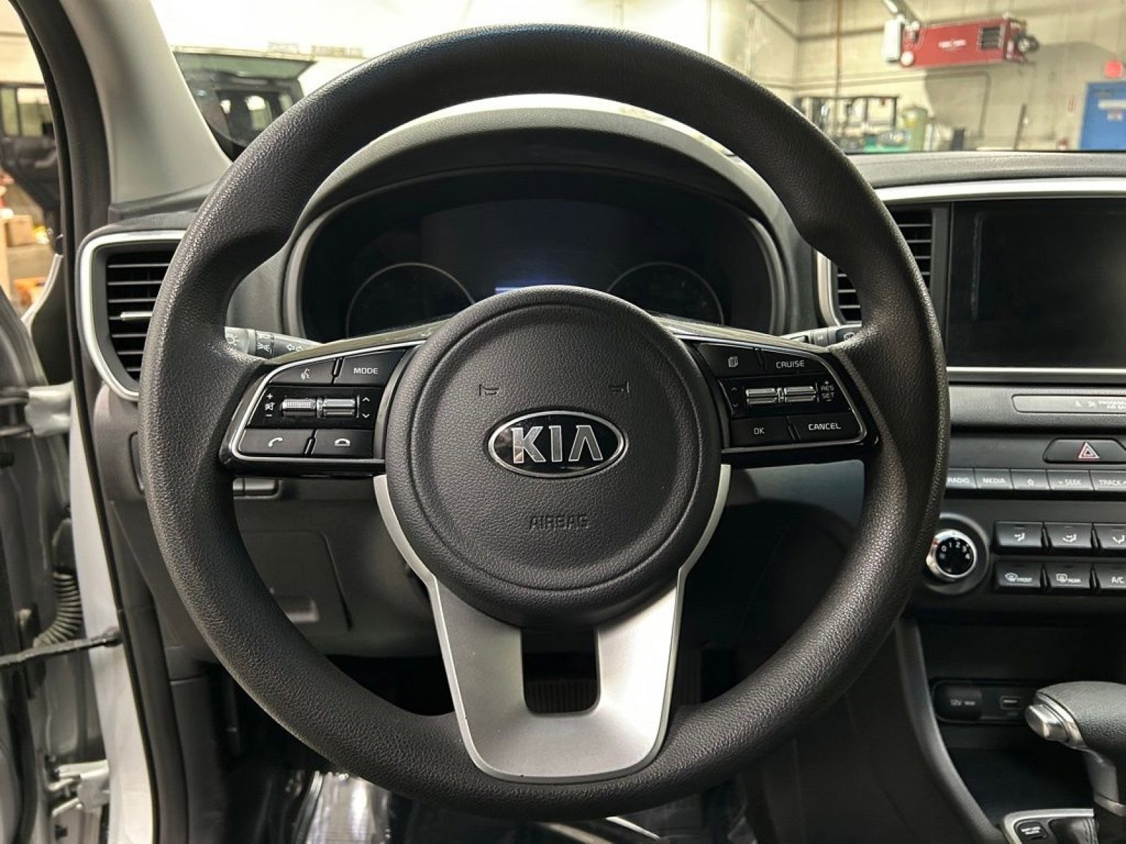 Used 2021 Kia Sportage LX FWD image 15