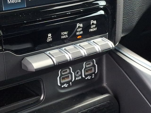 Used 2024 RAM 1500 Big Horn AWD/4WD image 23