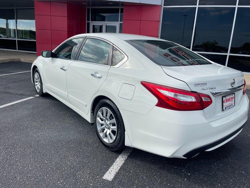 Used 2017 Nissan Altima 2.5 S w/ Power Driver Seat Package FWD image 4