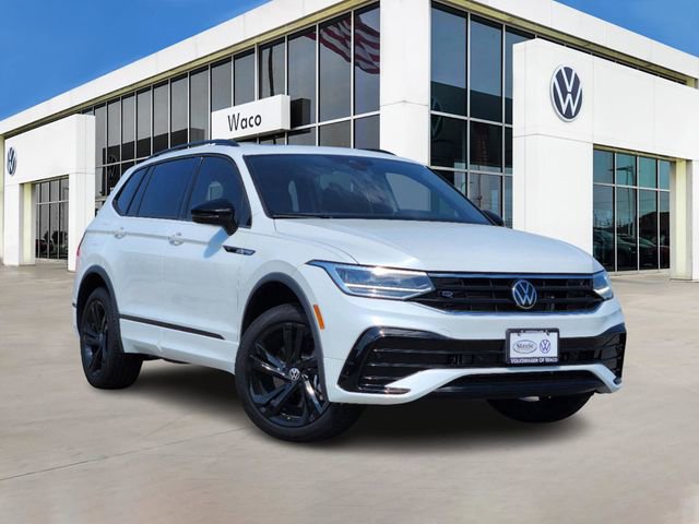 New 2024 Volkswagen Tiguan SE R-Line image 1