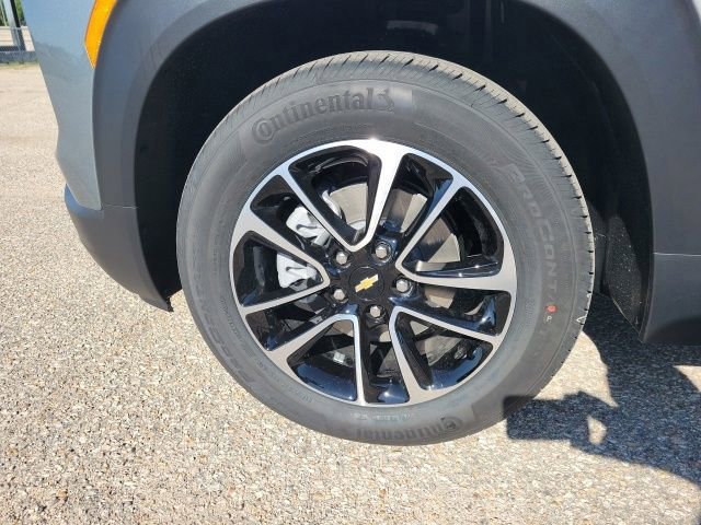 New 2026 Chevrolet TrailBlazer LT w/ LT Cold Weather Package FWD image 24