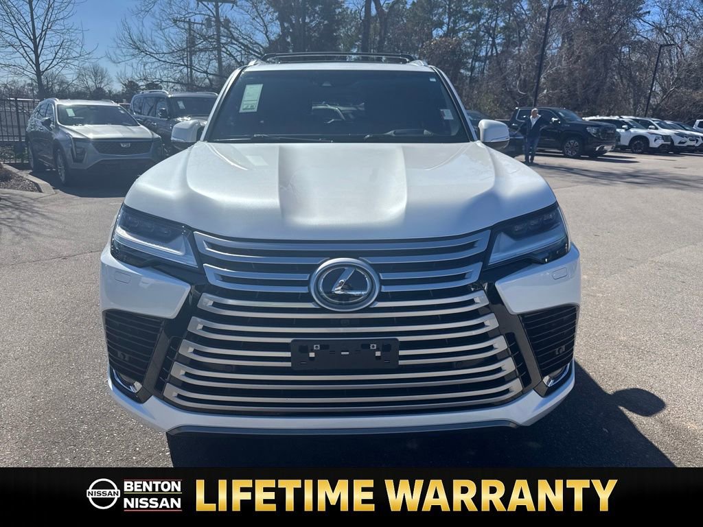Used 2023 Lexus LX 600 4WD w/ Accessory Package (Z1) image 10