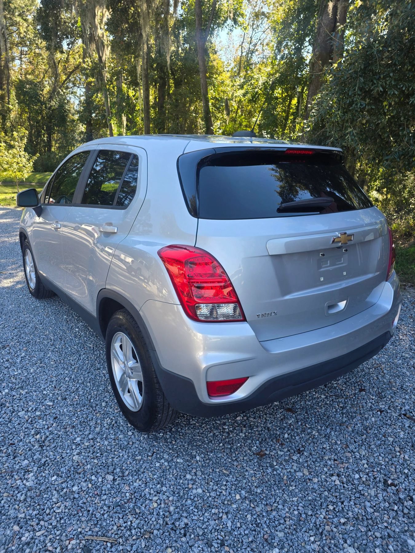 Used 2019 Chevrolet Trax LS w/ Tint and Cruise Package FWD image 12