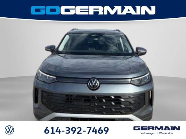 New 2026 Volkswagen Tiguan SE image 3