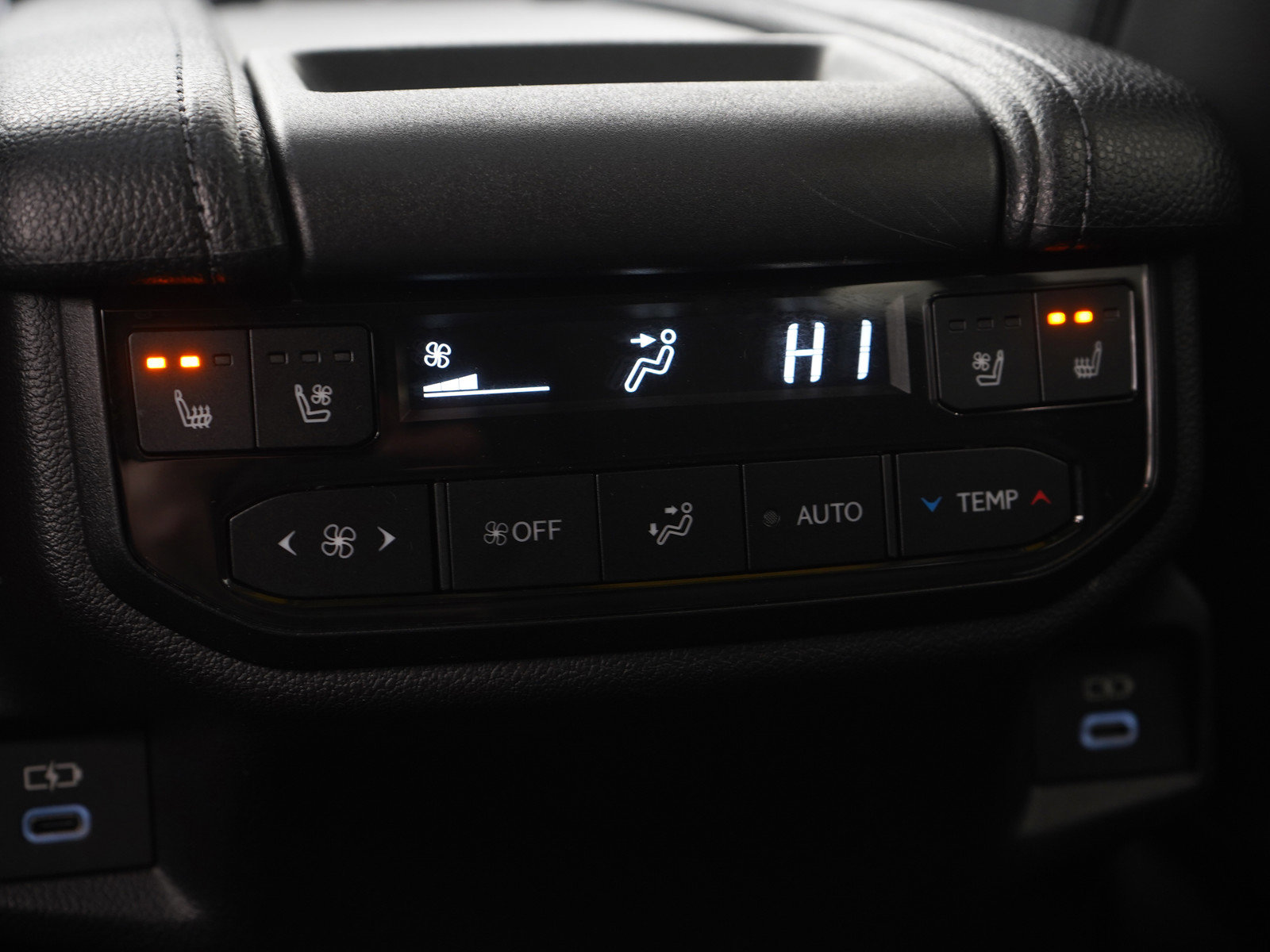 Used 2026 Toyota Grand Highlander Platinum image 22