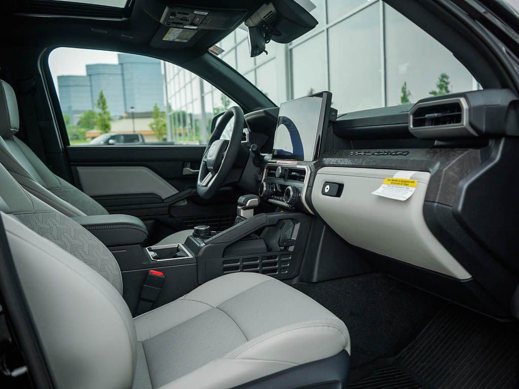 New 2026 Toyota Tacoma Limited AWD/4WD image 9