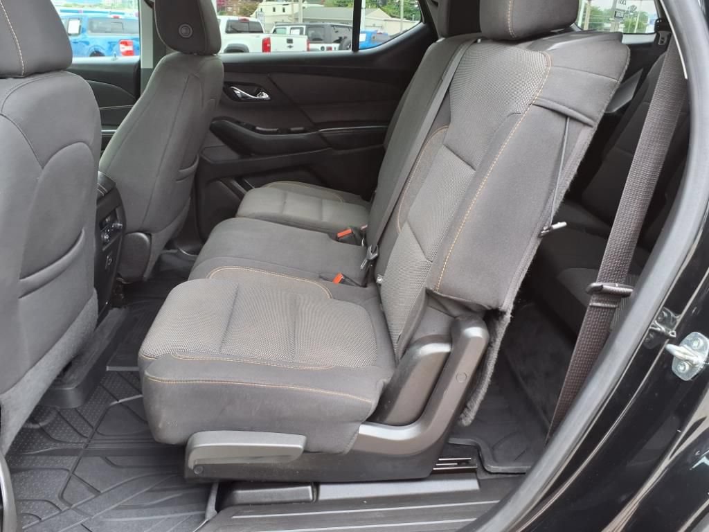 Used 2021 Chevrolet Traverse LS AWD/4WD image 33