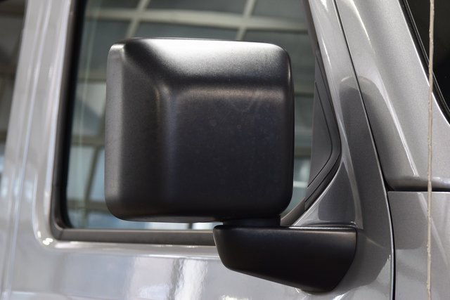 Used 2018 Jeep Wrangler Unlimited Sahara image 17