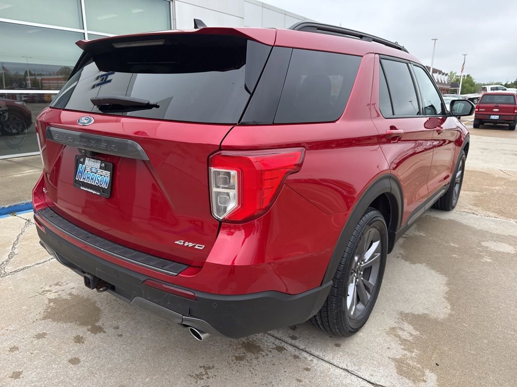 Used 2022 Ford Explorer XLT w/ Equipment Group 202A AWD/4WD image 5