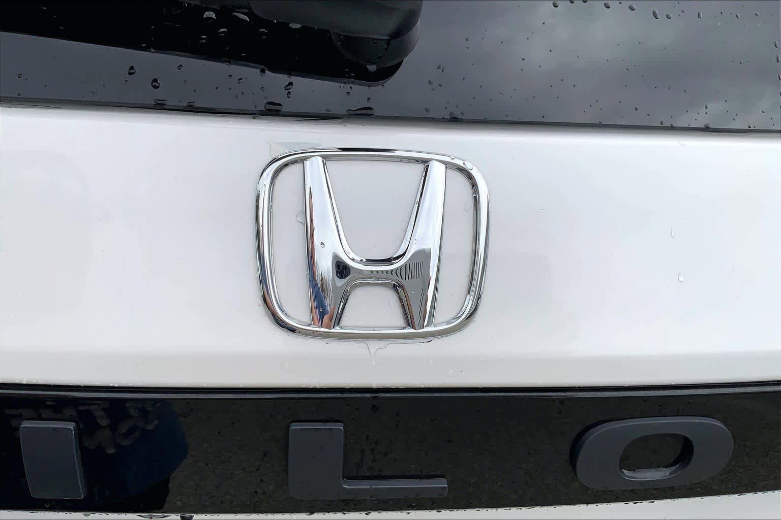 Used 2023 Honda Pilot LX image 33