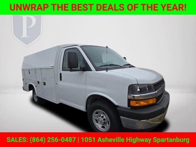 New 2025 Chevrolet Express 3500 w/ Power Convenience Package image 2