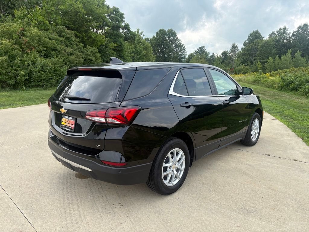 Used 2024 Chevrolet Equinox LT FWD image 9