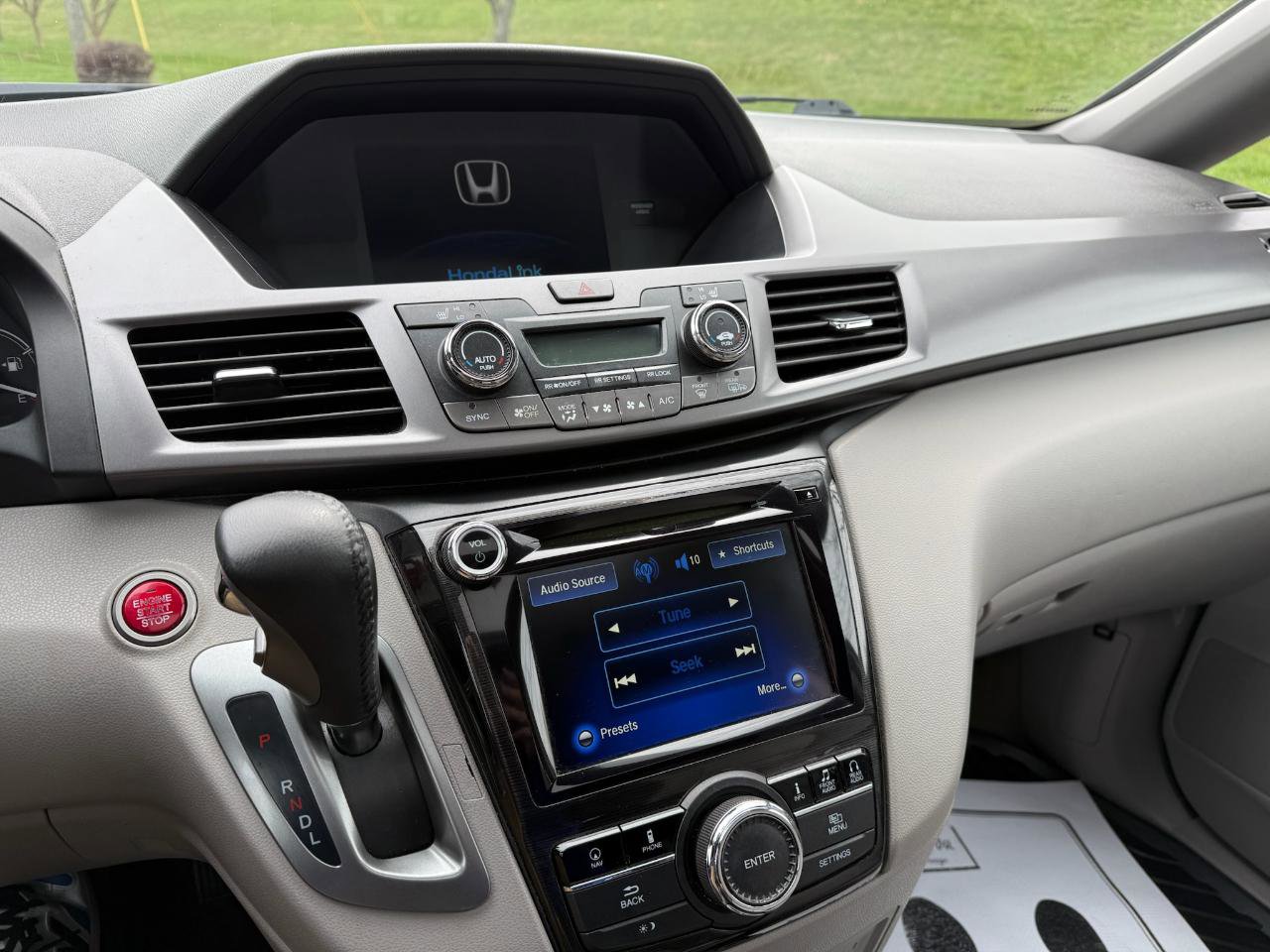 Used 2014 Honda Odyssey Touring image 6