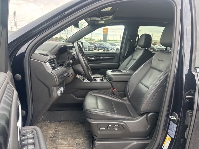 Used 2021 GMC Yukon Denali w/ Denali Premium Package AWD/4WD image 7