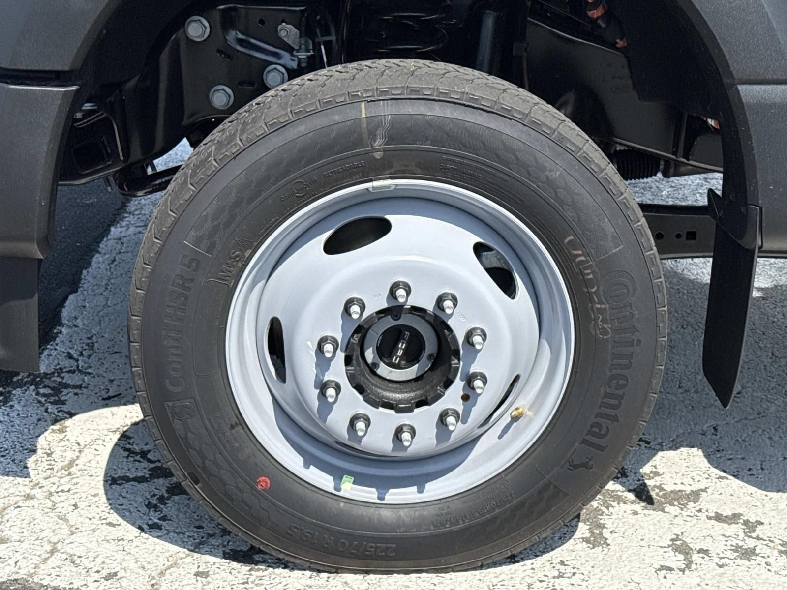 New 2026 Ford F550 4x4 Crew Cab Super Duty image 9