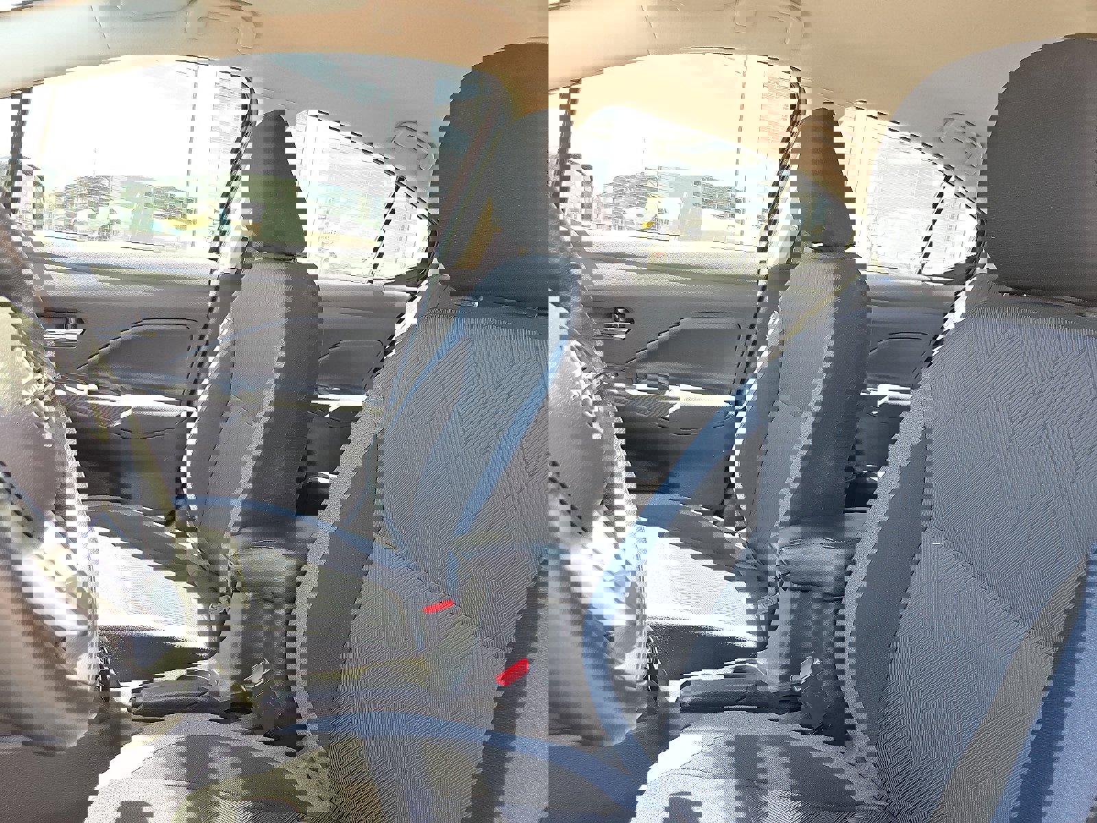 Used 2024 Nissan Versa SV image 9