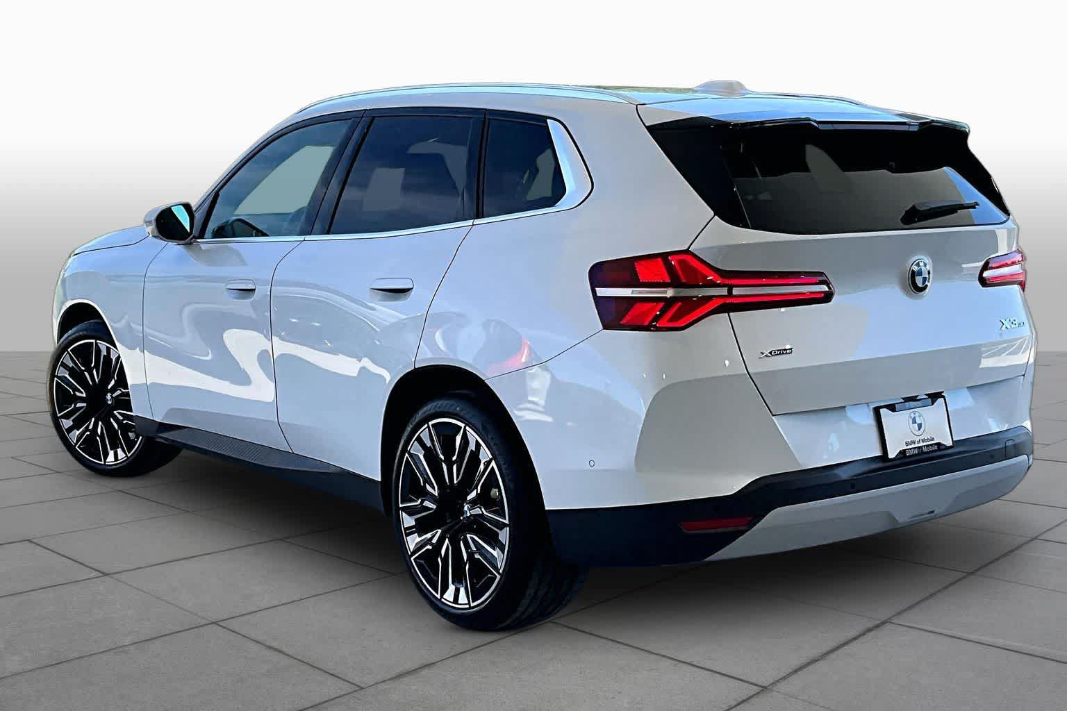 New 2026 BMW X3 xDrive30i w/ Premium Package AWD/4WD image 12