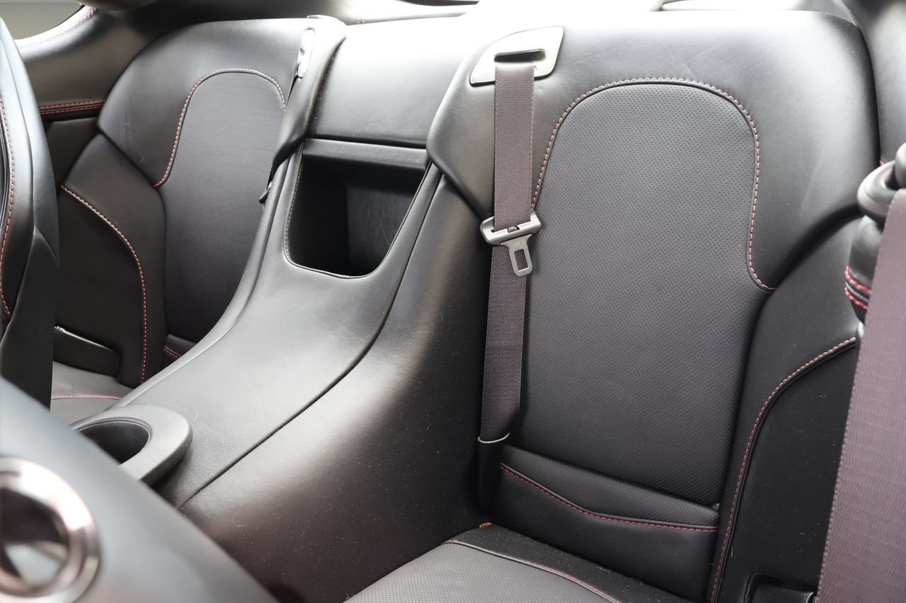 Used 2014 Aston Martin Vanquish Coupe RWD image 14