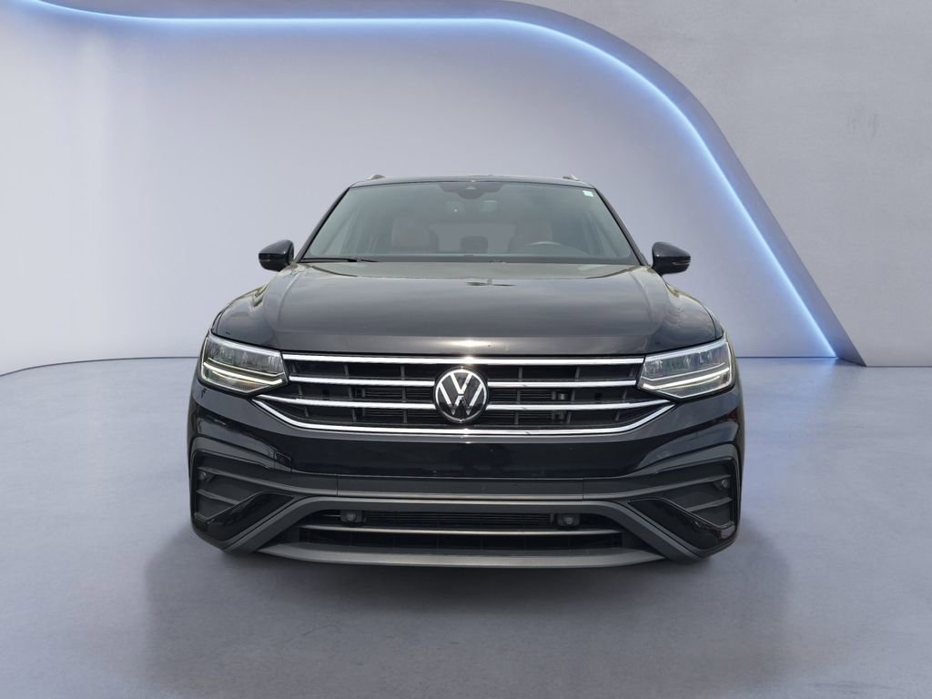 Used 2024 Volkswagen Tiguan SE image 8