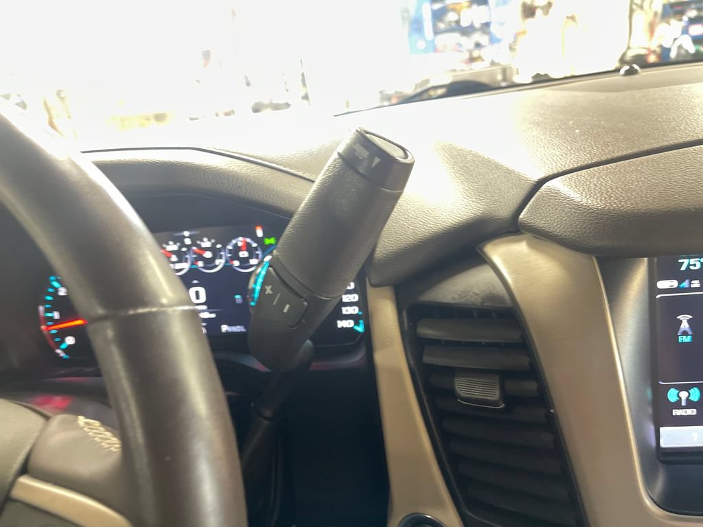 Used 2018 GMC Yukon Denali w/ Open Road Package AWD/4WD image 23
