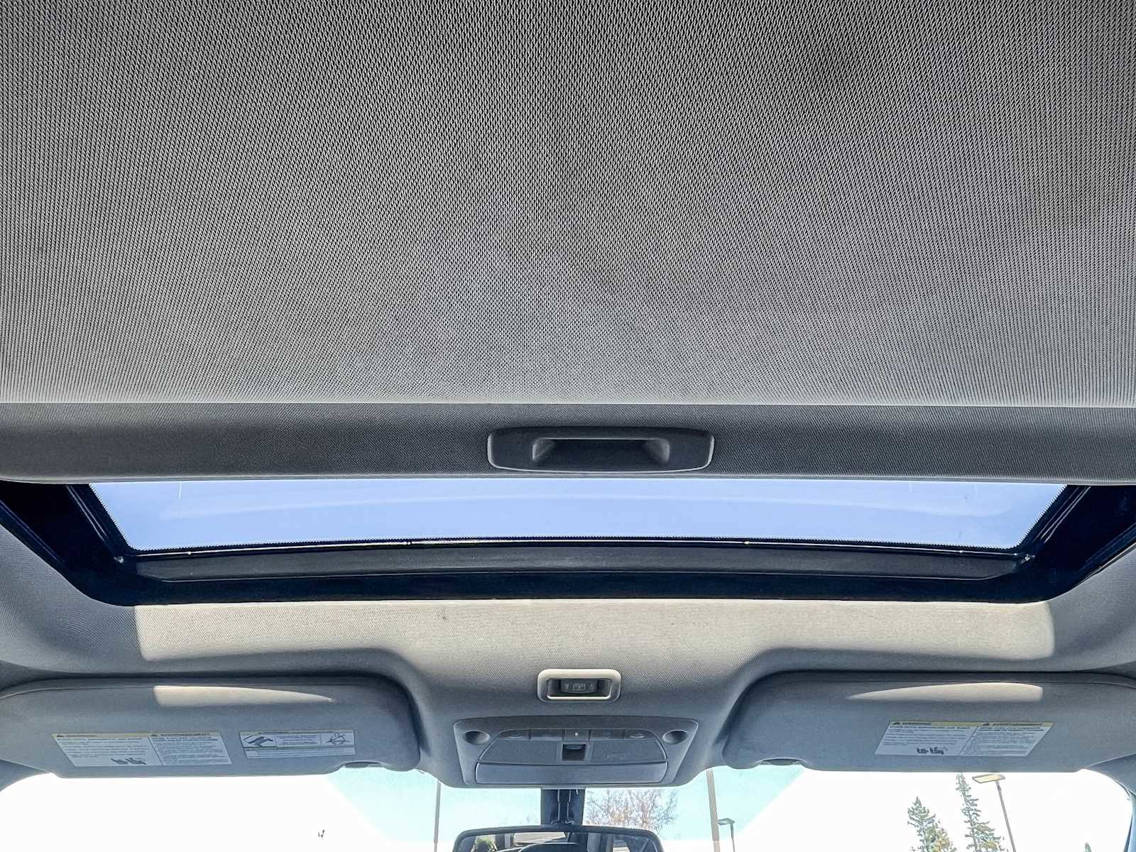 Used 2019 Nissan Pathfinder Platinum w/ Cargo Package image 12