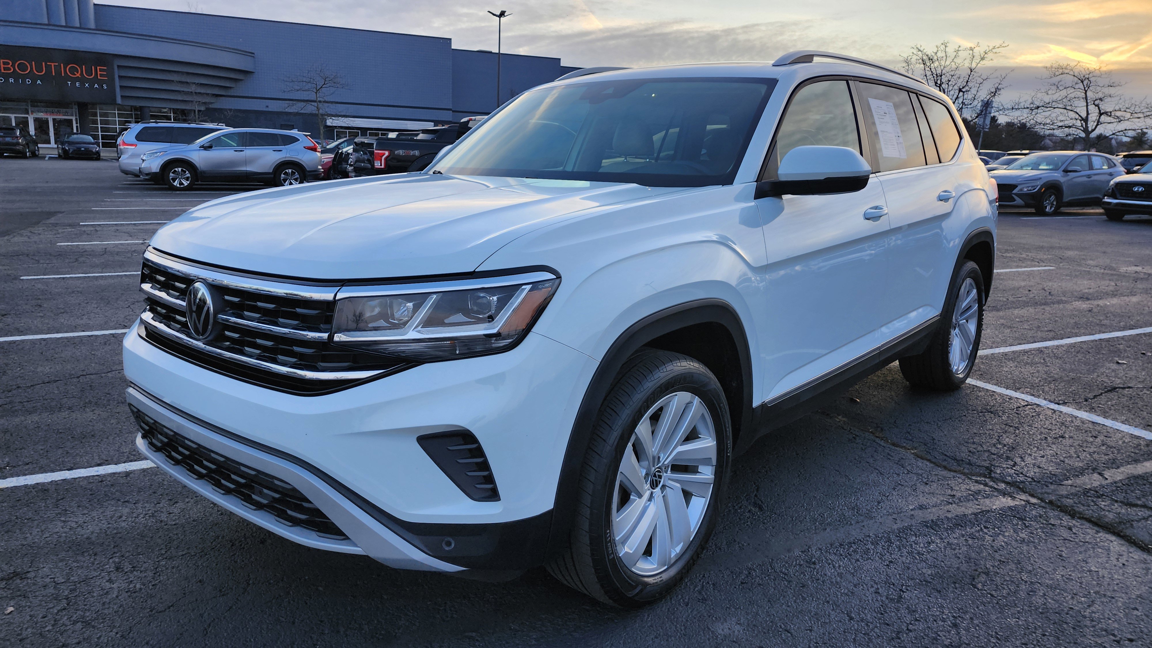 Used 2021 Volkswagen Atlas SEL image 15