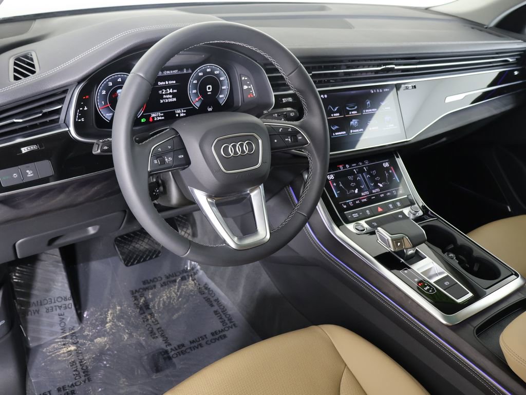Used 2024 Audi Q8 Premium Plus w/ Premium Plus Package image 2