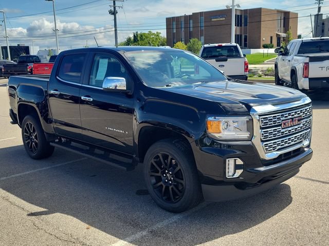 Used 2022 GMC Canyon Denali w/ Denali Black Edition Package AWD/4WD image 2