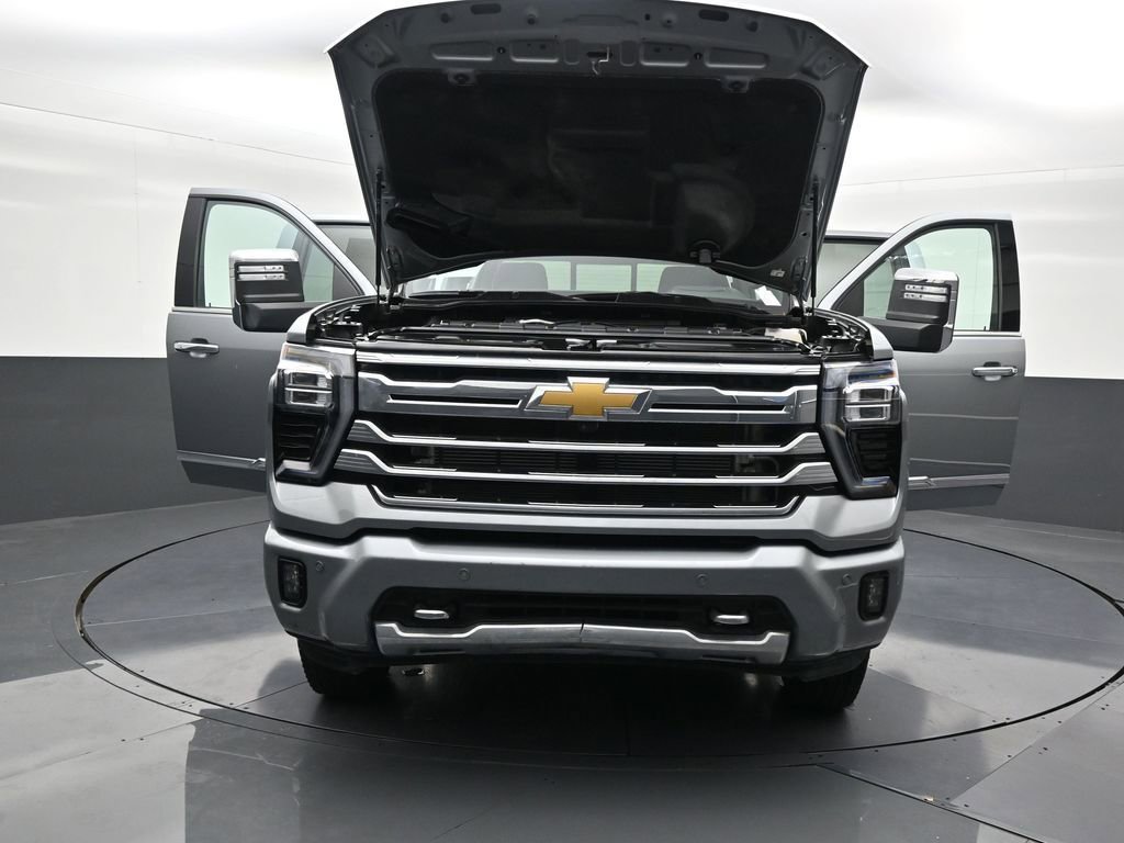 Used 2025 Chevrolet Silverado 3500 High Country w/ High Country Premium Package image 37