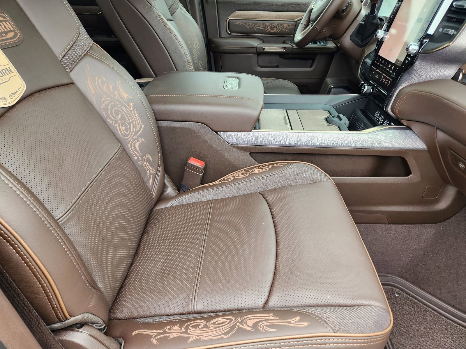 New 2026 RAM 3500 Longhorn image 14