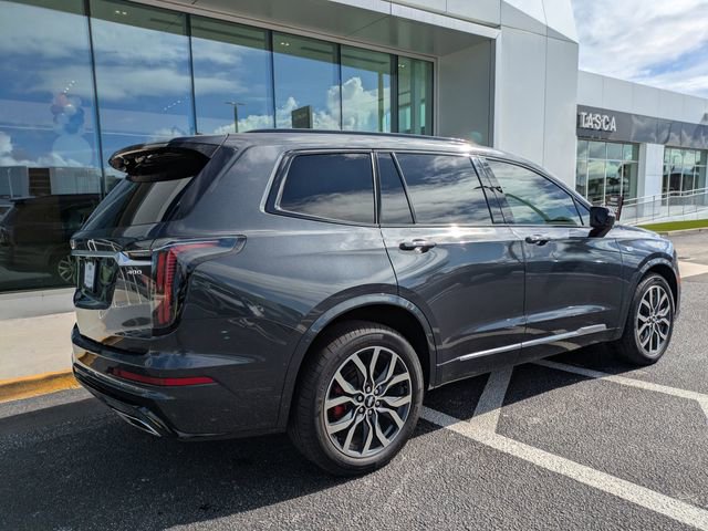 Used 2023 Cadillac XT6 Sport w/ Technology Package image 5