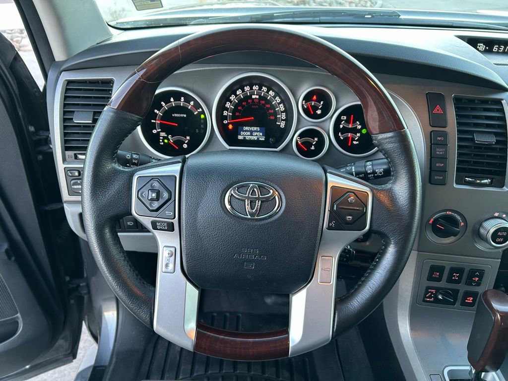 Used 2015 Toyota Sequoia Platinum image 10