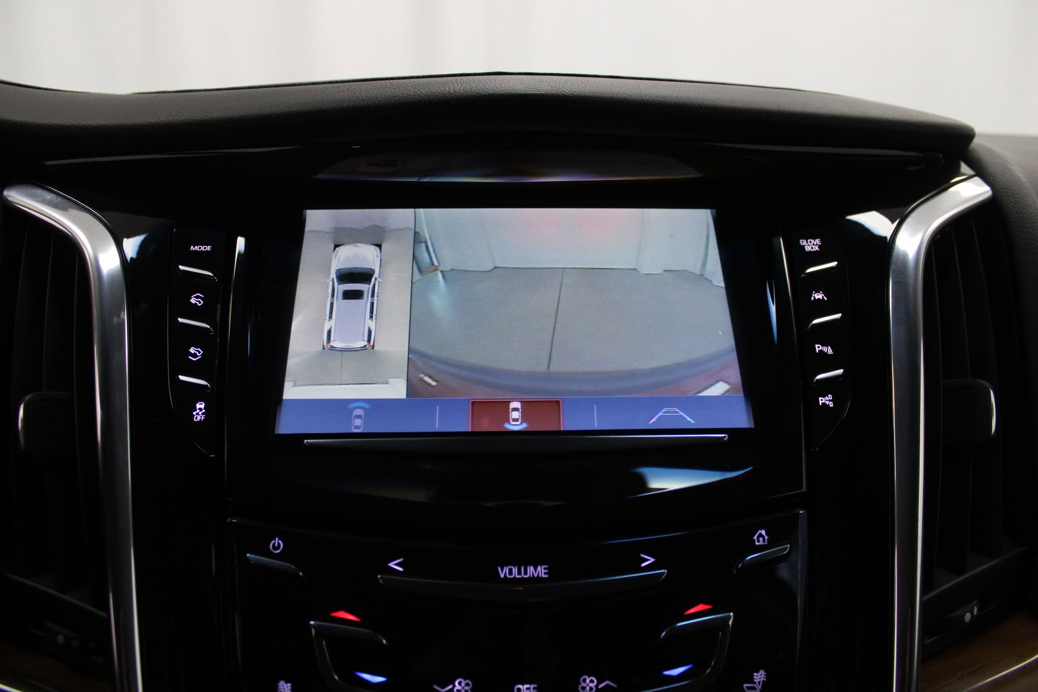 Used 2017 Cadillac Escalade ESV Luxury image 50