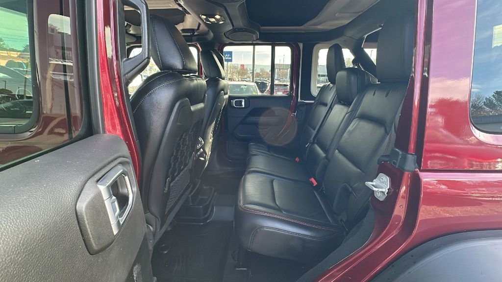 Used 2021 Jeep Wrangler Unlimited Rubicon w/ Cold Weather Group image 14