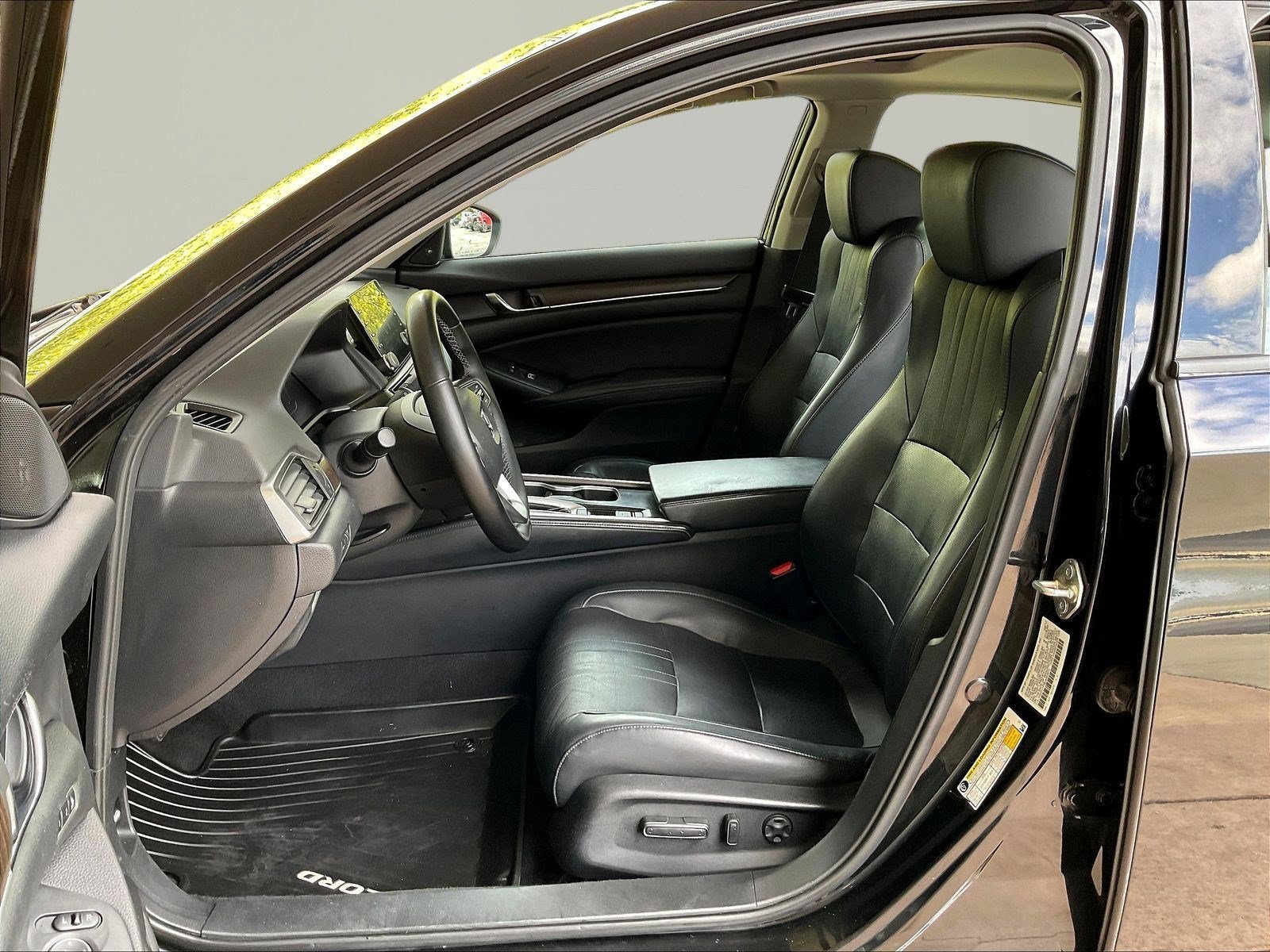 Used 2018 Honda Accord EX-L image 21