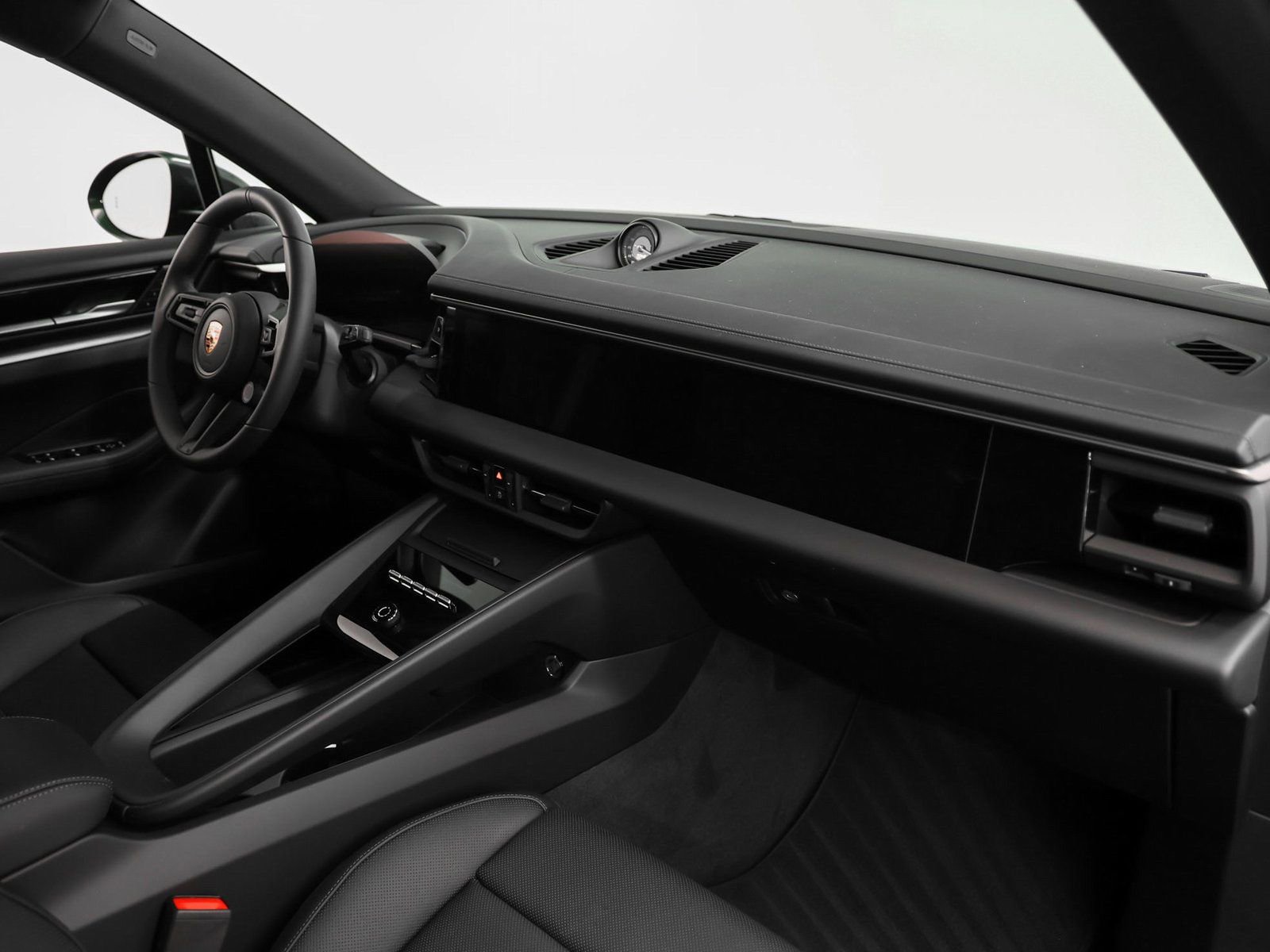 New 2025 Porsche Macan 4 Electric image 25