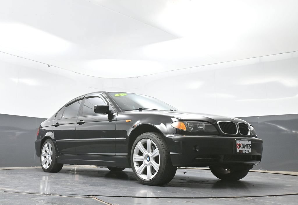 Used 2002 BMW 325i Sedan RWD image 46