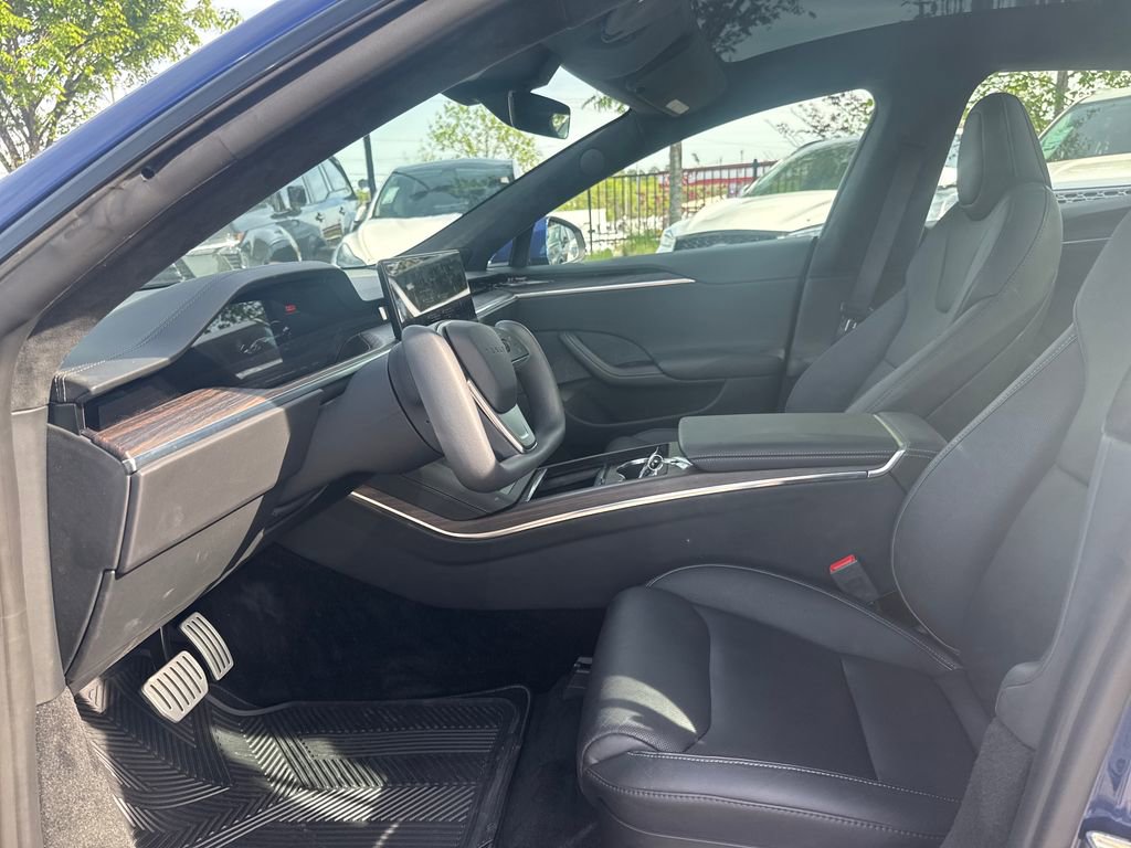 Used 2021 Tesla Model S Plaid image 9