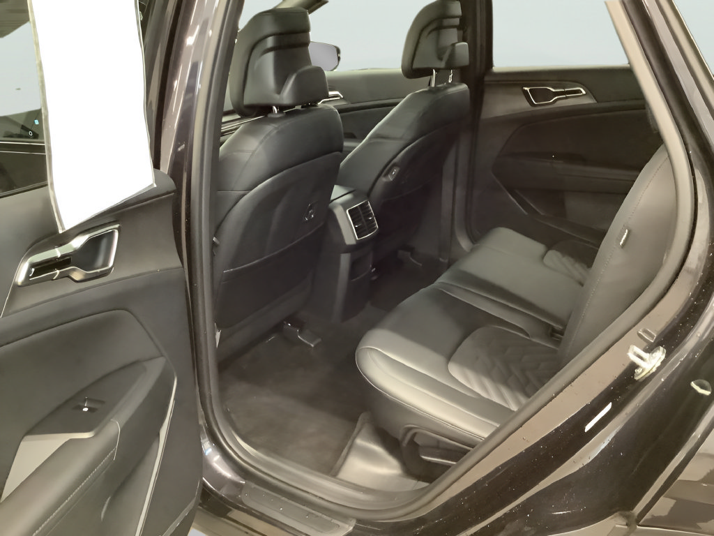 Certified 2026 Kia Sportage X-Pro Prestige AWD/4WD image 16