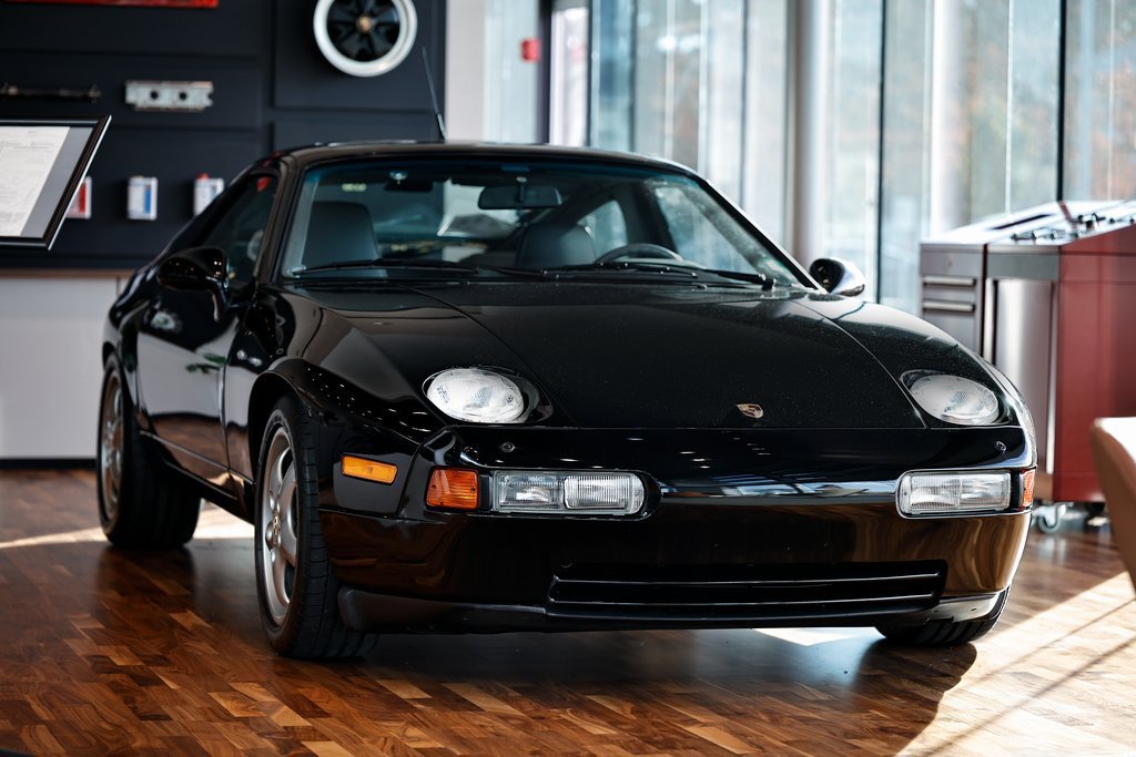Used 1994 Porsche 928 GTS RWD image 1