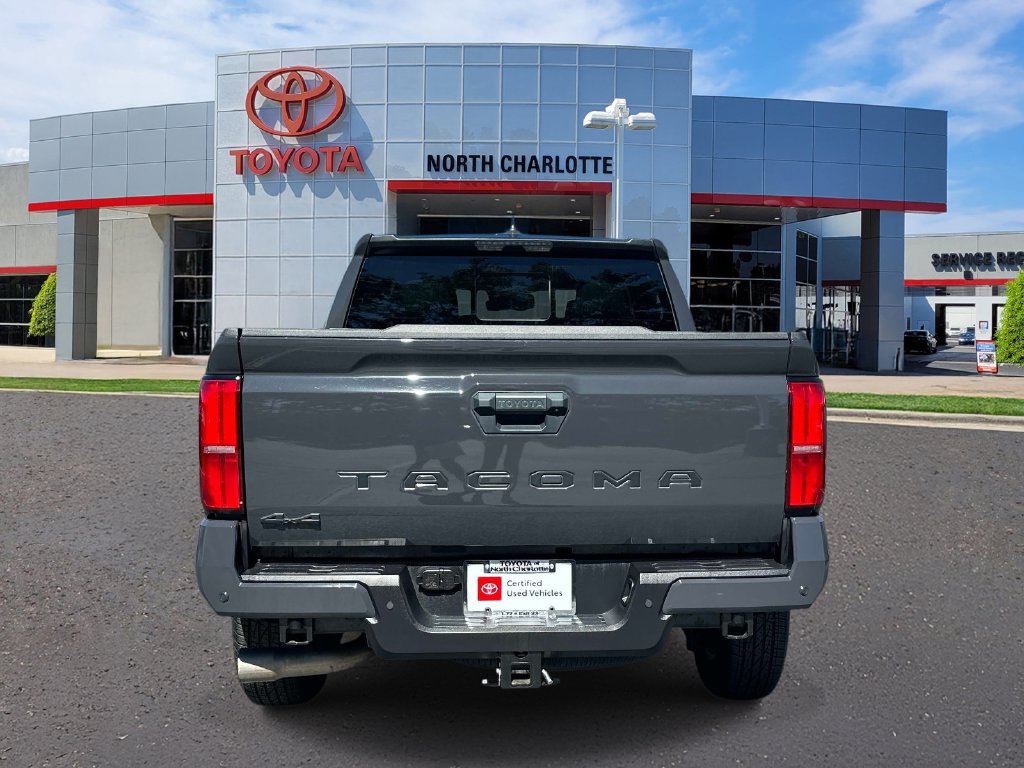 Used 2024 Toyota Tacoma SR5 AWD/4WD image 7