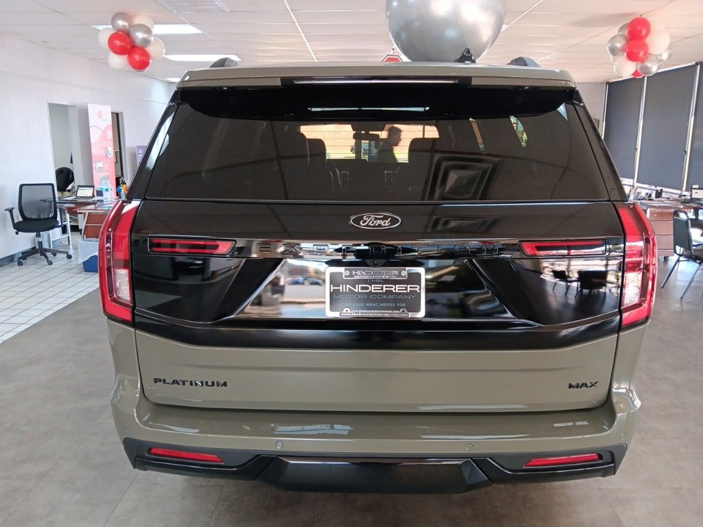 New 2025 Ford Expedition Max Platinum image 4