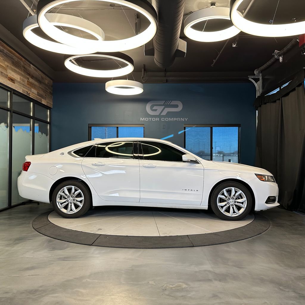 Used 2019 Chevrolet Impala LT FWD image 2