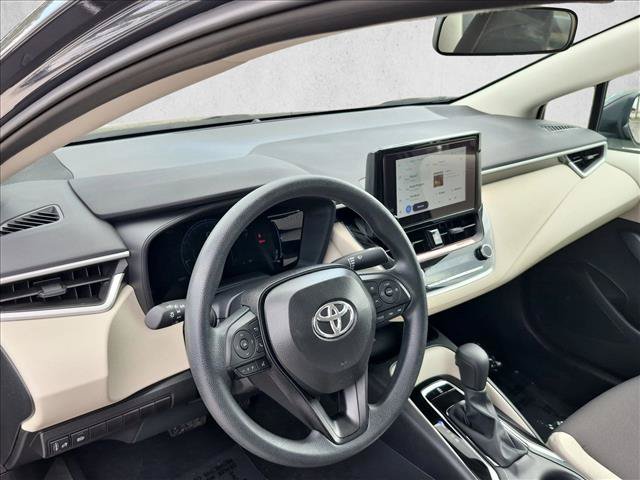 Used 2026 Toyota Corolla LE FWD image 10