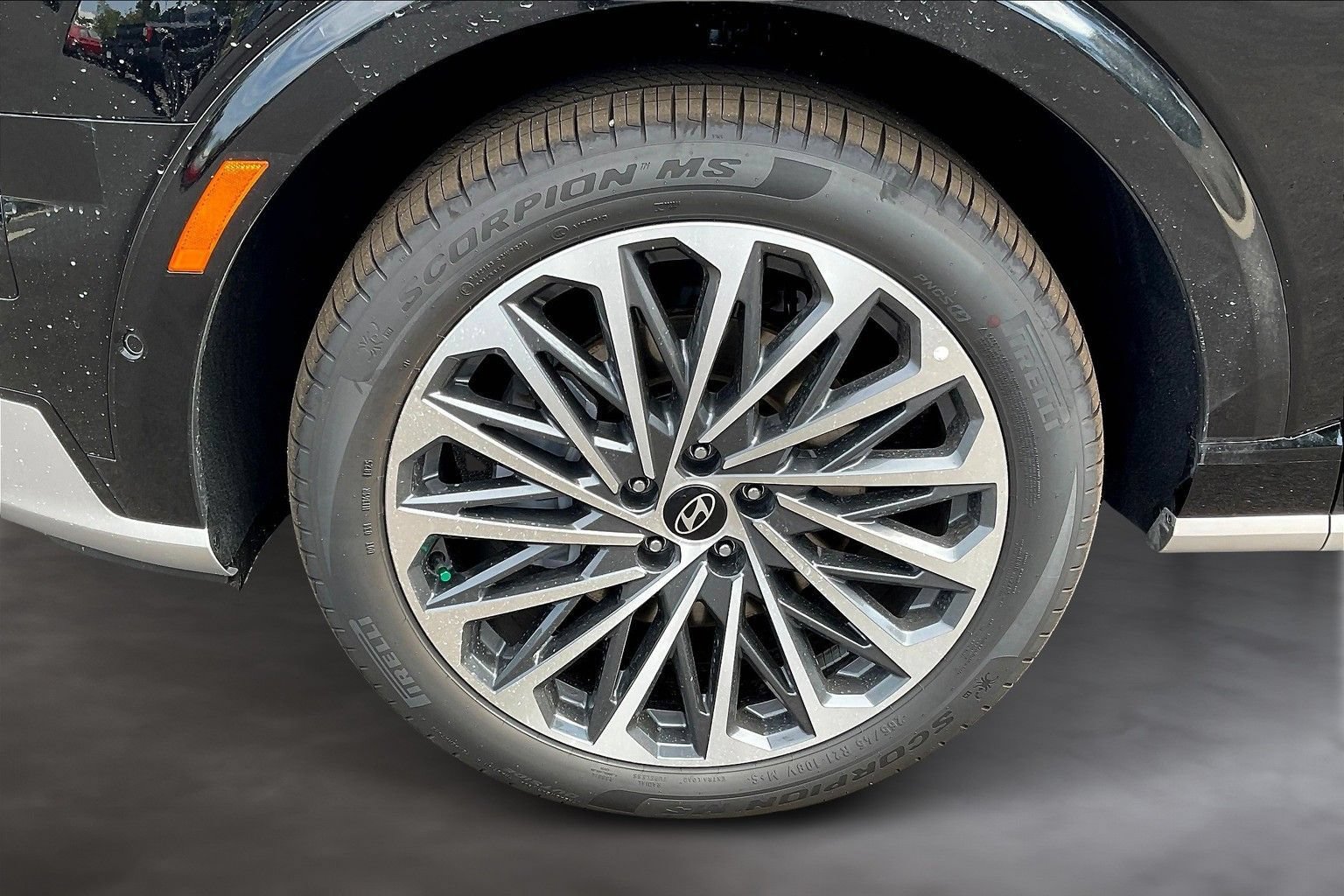 New 2026 Hyundai Palisade Calligraphy FWD image 12