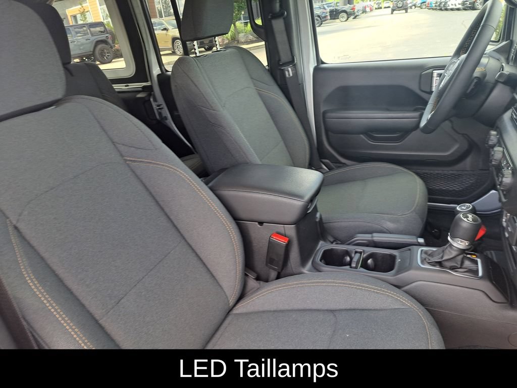 Used 2024 Jeep Wrangler Unlimited Sport AWD/4WD image 30