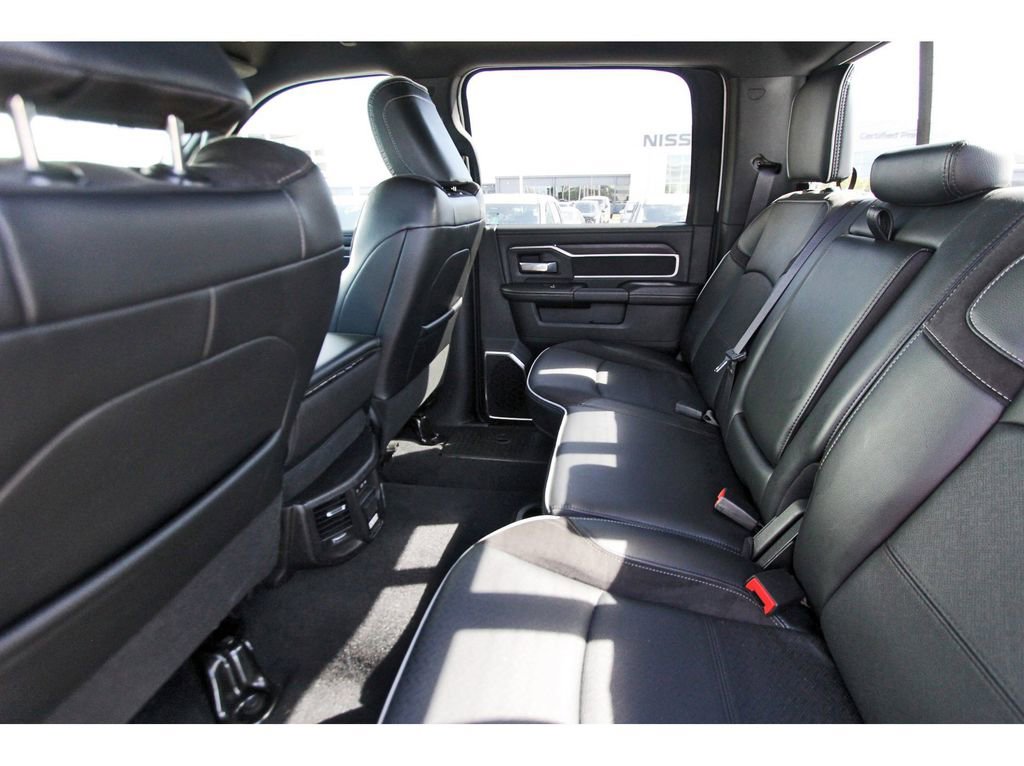 Used 2026 RAM 2500 Laramie AWD/4WD image 9