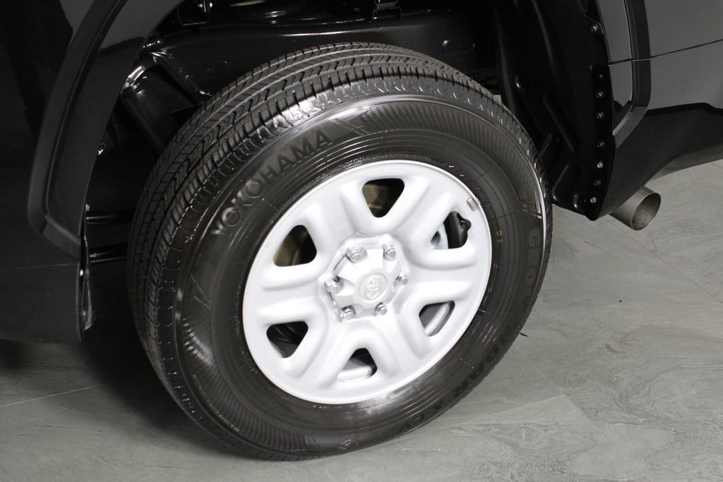 Used 2025 Toyota Tundra SR image 10